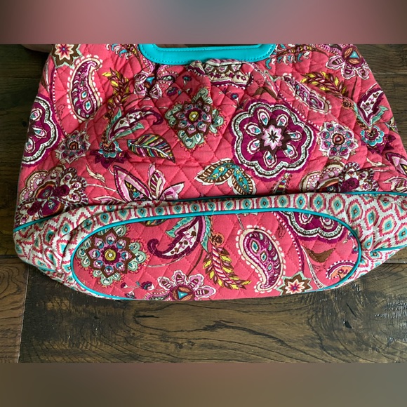 VERA BRADLEY large clutch purse 👛 front pockets 💕 - Picture 6 of 6